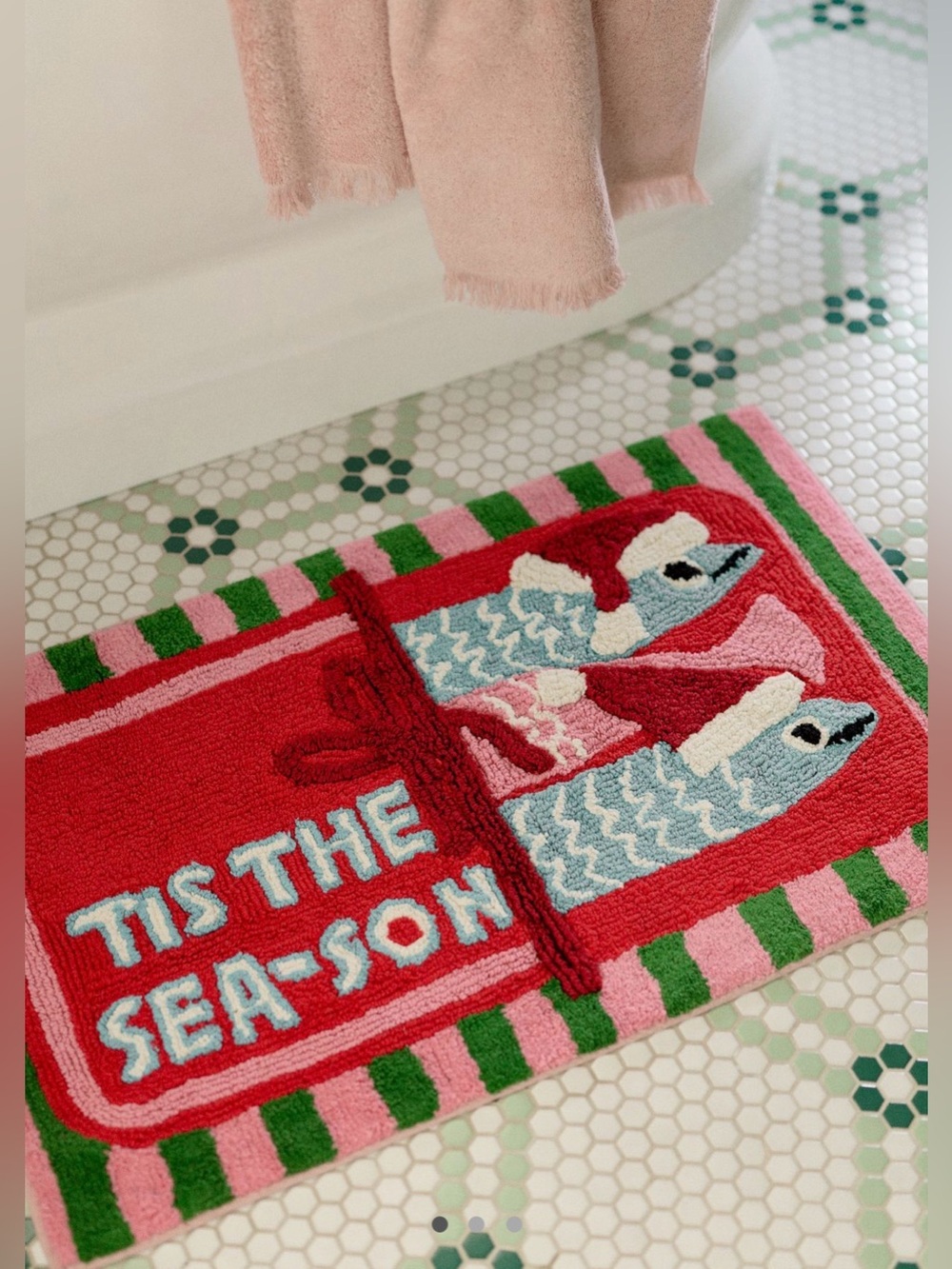 Anthropologie Tis the Season Tufted Bath Mat, NIP